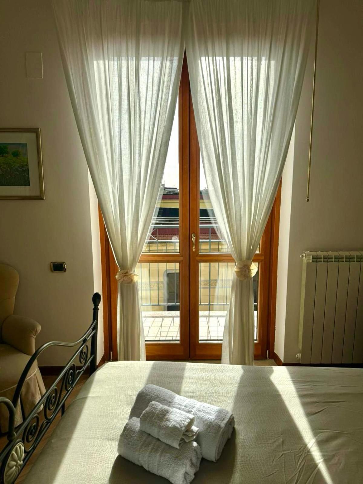 살레르노 A Casa Di Don Peppino 아파트 외부 사진